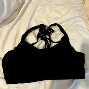black lululemon bra